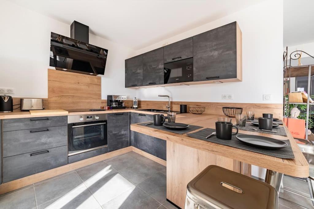 Beau T3, Mer, Centre, Climatisation Parking * La Ciotat