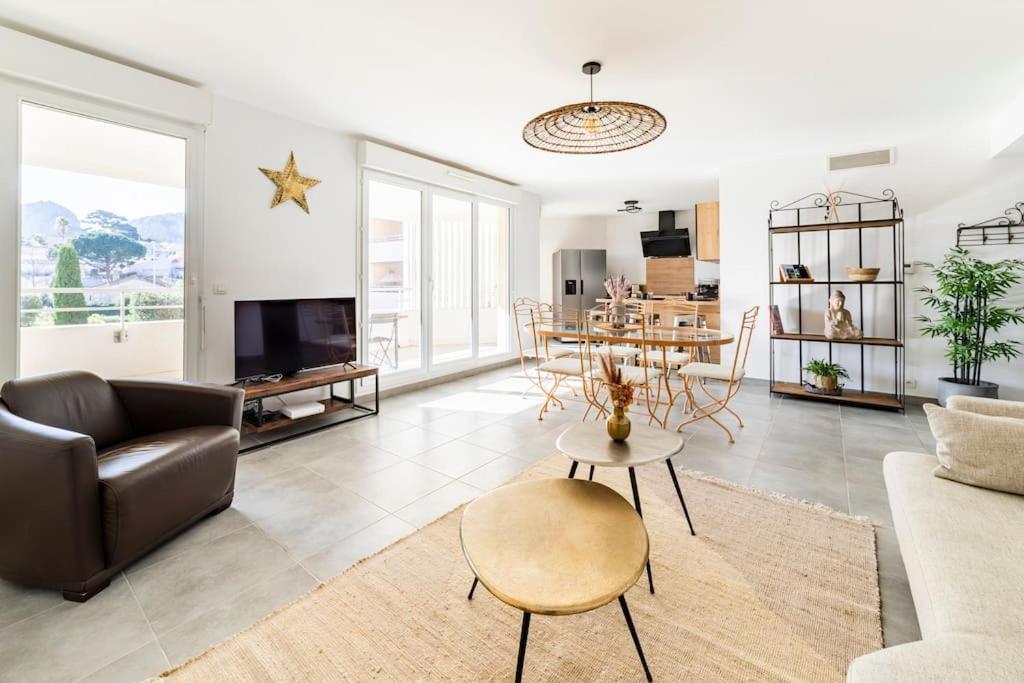 Beau T3, Mer, Centre, Climatisation Parking Appartement *